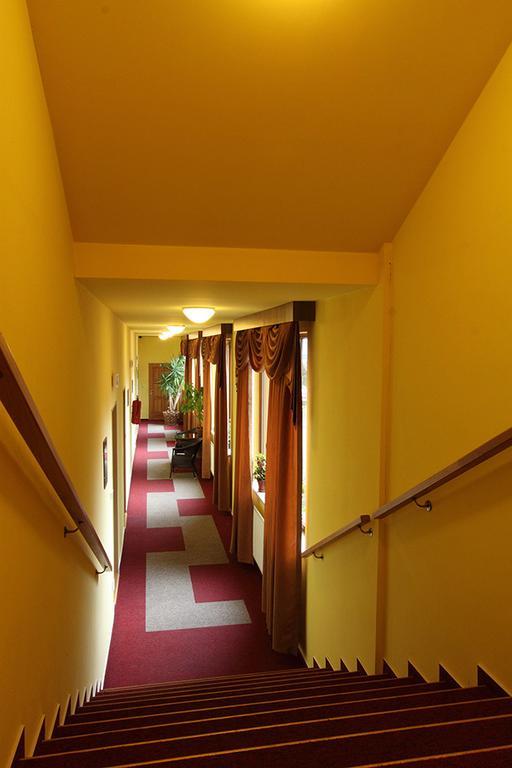 Hotel Satyam Брно Екстер'єр фото